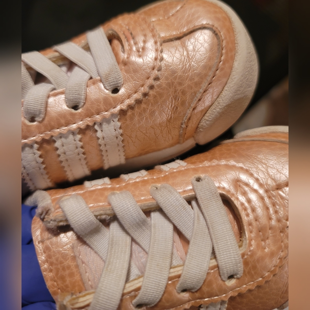 Adidas Samoa Toddler Girls Sneakers Shoes Size 5 - Picture 8 of 10